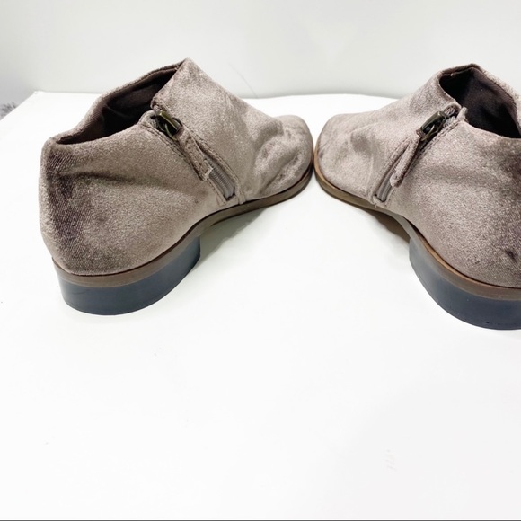 Anthropologie Kelsi Dagger Brooklyn Alia Ankle Boots in Velvet - Picture 6 of 9